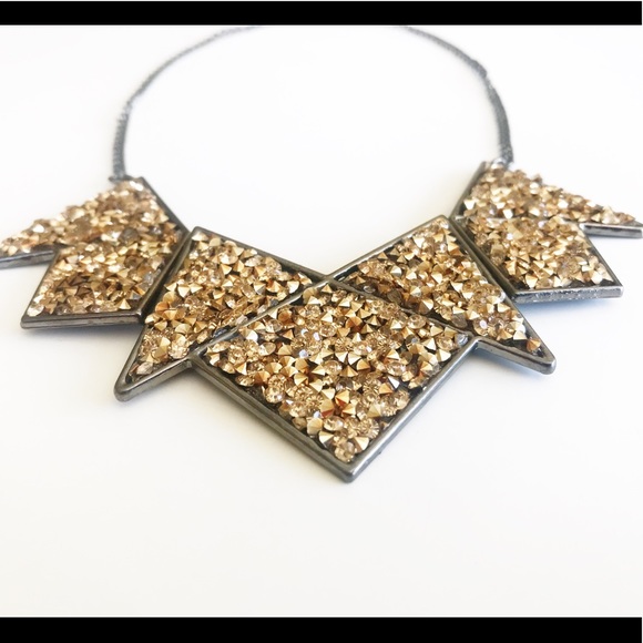 Druzy rose gold/bronze geometric necklace - Picture 7 of 7